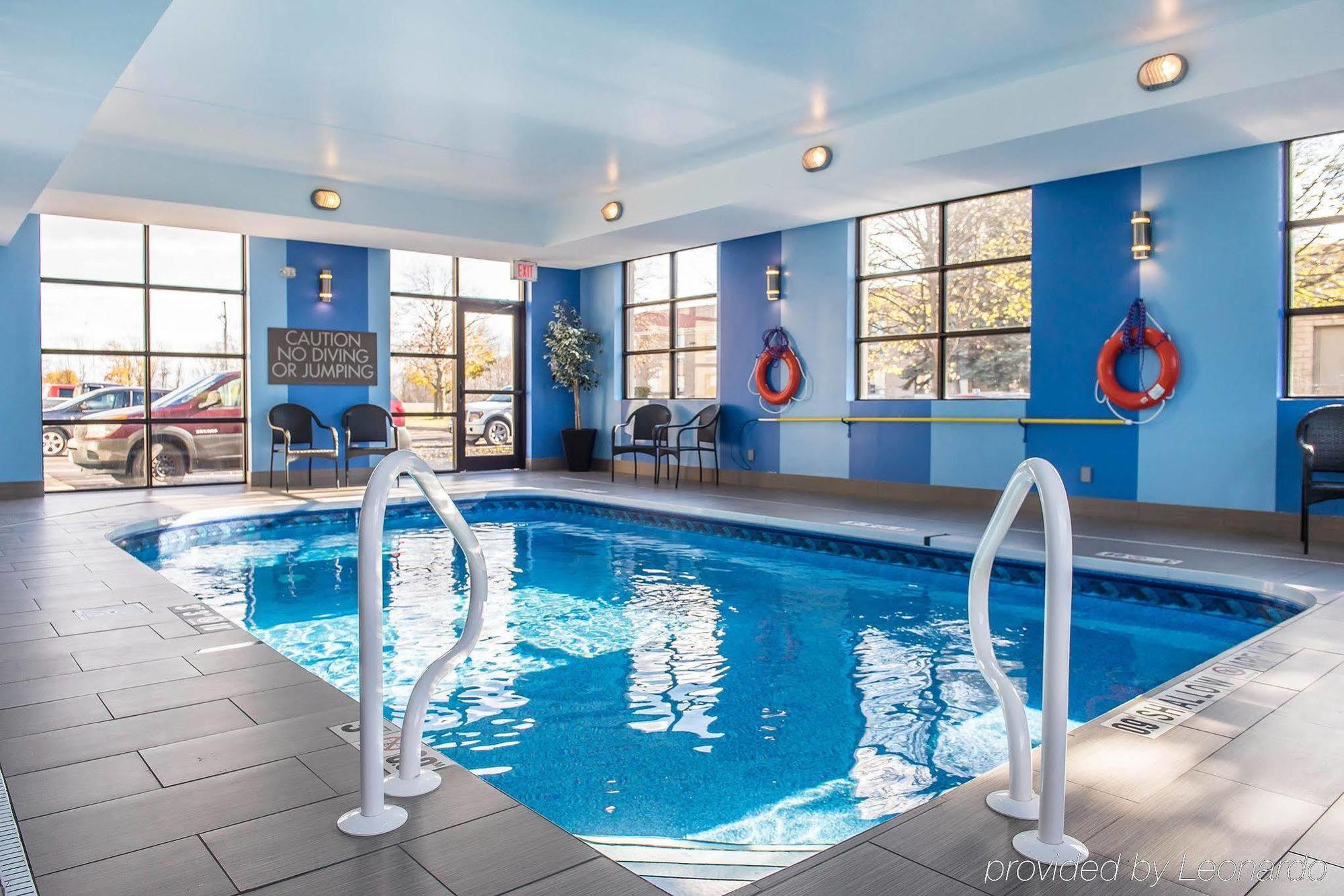 Comfort Inn Броквилл Экстерьер фото